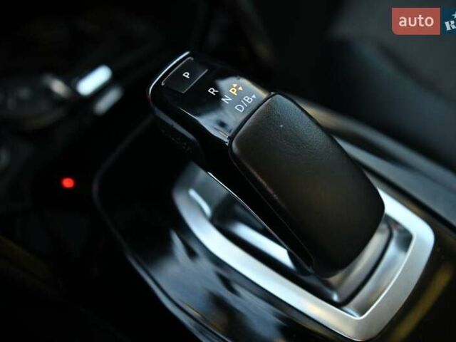 Білий Пежо e-2008, об'ємом двигуна 0 л та пробігом 114 тис. км за 16000 $, фото 64 на Automoto.ua