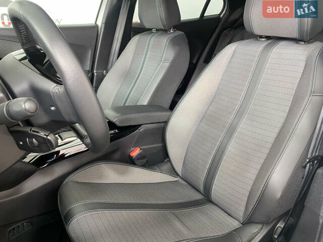 Белый Пежо e-2008, объемом двигателя 0 л и пробегом 107 тыс. км за 16650 $, фото 7 на Automoto.ua