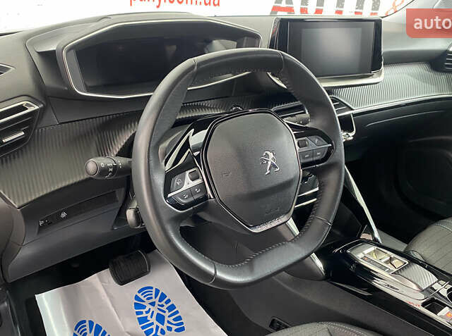 Белый Пежо e-2008, объемом двигателя 0 л и пробегом 107 тыс. км за 16650 $, фото 6 на Automoto.ua
