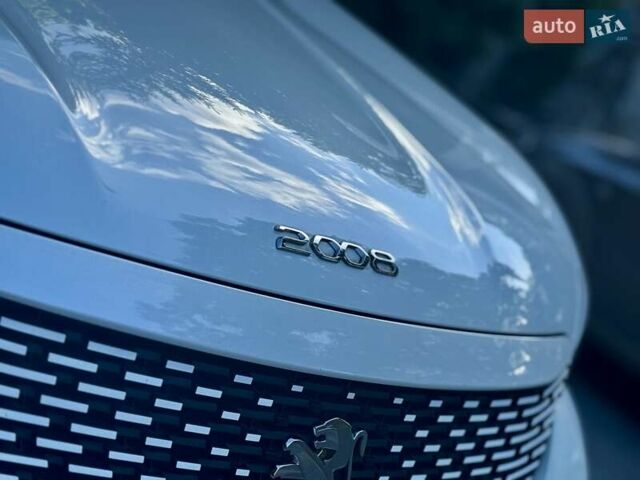 Белый Пежо e-2008, объемом двигателя 0 л и пробегом 85 тыс. км за 16000 $, фото 7 на Automoto.ua