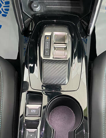 Белый Пежо e-2008, объемом двигателя 0 л и пробегом 107 тыс. км за 16650 $, фото 21 на Automoto.ua