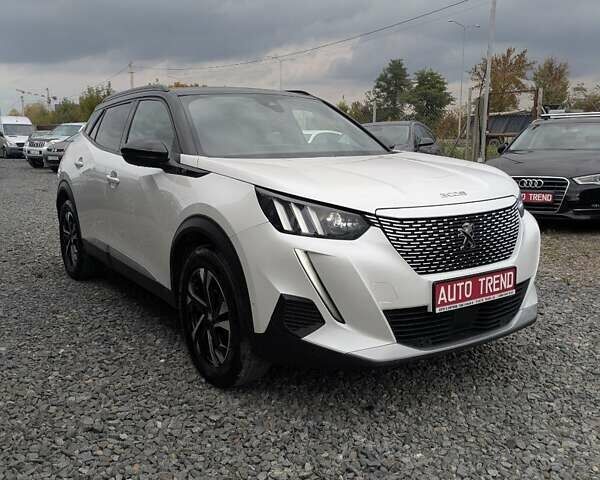 Белый Пежо e-2008, объемом двигателя 0 л и пробегом 38 тыс. км за 21300 $, фото 5 на Automoto.ua