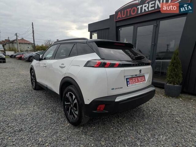 Белый Пежо e-2008, объемом двигателя 0 л и пробегом 38 тыс. км за 21300 $, фото 8 на Automoto.ua