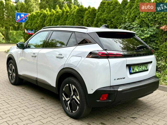 Белый Пежо e-2008, объемом двигателя 0 л и пробегом 3 тыс. км за 27000 $, фото 1 на Automoto.ua