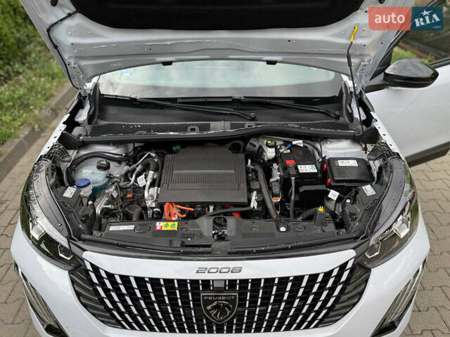 Белый Пежо e-2008, объемом двигателя 0 л и пробегом 3 тыс. км за 27000 $, фото 10 на Automoto.ua