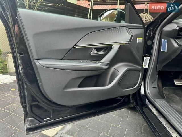 Чорний Пежо e-2008, об'ємом двигуна 0 л та пробігом 85 тис. км за 16150 $, фото 37 на Automoto.ua