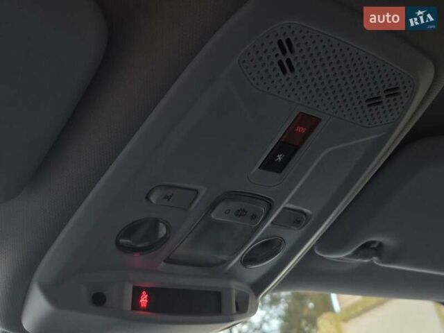 Чорний Пежо e-2008, об'ємом двигуна 0 л та пробігом 110 тис. км за 17431 $, фото 27 на Automoto.ua