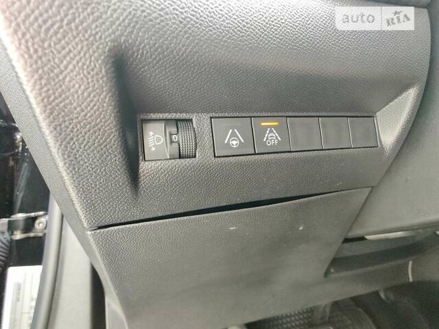 Черный Пежо e-2008, объемом двигателя 1.2 л и пробегом 44 тыс. км за 20800 $, фото 17 на Automoto.ua