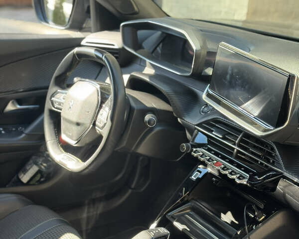Чорний Пежо e-2008, об'ємом двигуна 0 л та пробігом 109 тис. км за 16500 $, фото 1 на Automoto.ua