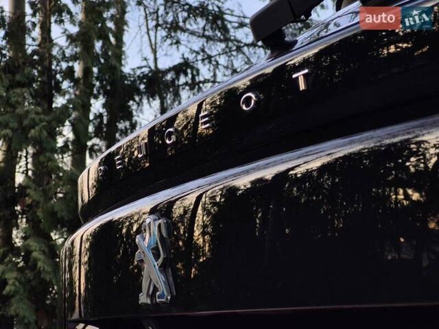 Чорний Пежо e-2008, об'ємом двигуна 0 л та пробігом 110 тис. км за 17431 $, фото 44 на Automoto.ua