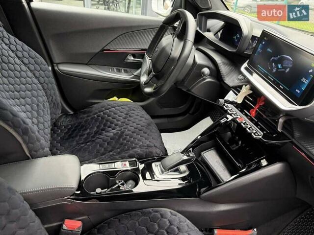 Черный Пежо e-2008, объемом двигателя 0 л и пробегом 55 тыс. км за 19800 $, фото 25 на Automoto.ua