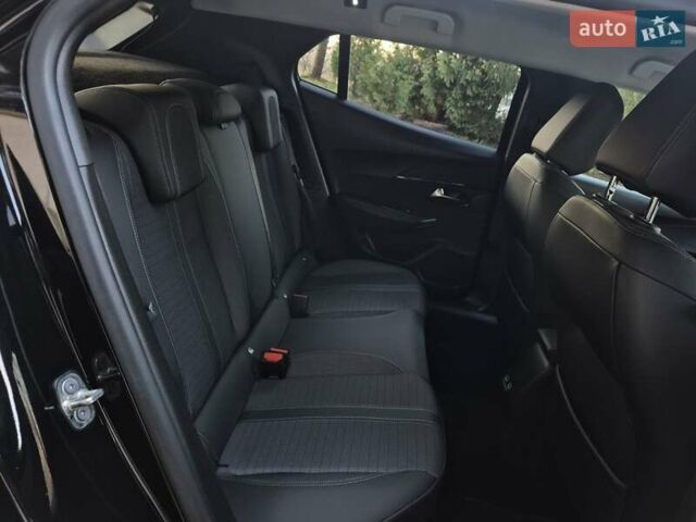 Чорний Пежо e-2008, об'ємом двигуна 0 л та пробігом 110 тис. км за 17431 $, фото 20 на Automoto.ua