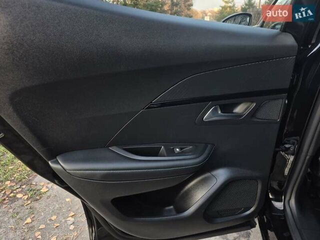 Чорний Пежо e-2008, об'ємом двигуна 0 л та пробігом 110 тис. км за 17431 $, фото 24 на Automoto.ua