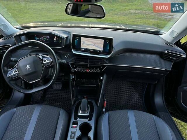 Черный Пежо e-2008, объемом двигателя 0 л и пробегом 138 тыс. км за 17200 $, фото 44 на Automoto.ua
