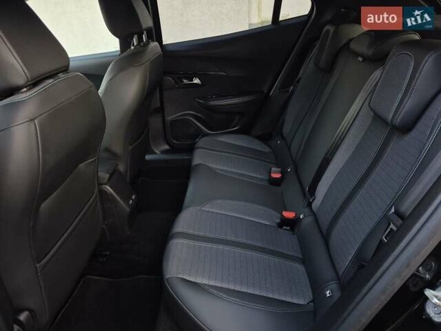 Чорний Пежо e-2008, об'ємом двигуна 0 л та пробігом 110 тис. км за 17431 $, фото 25 на Automoto.ua