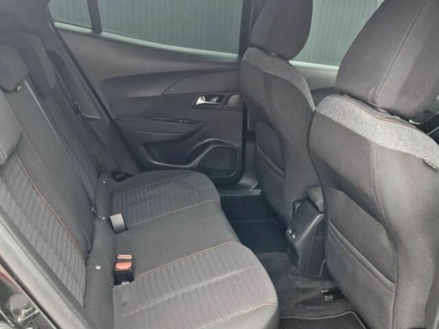 Черный Пежо e-2008, объемом двигателя 0 л и пробегом 169 тыс. км за 14700 $, фото 1 на Automoto.ua