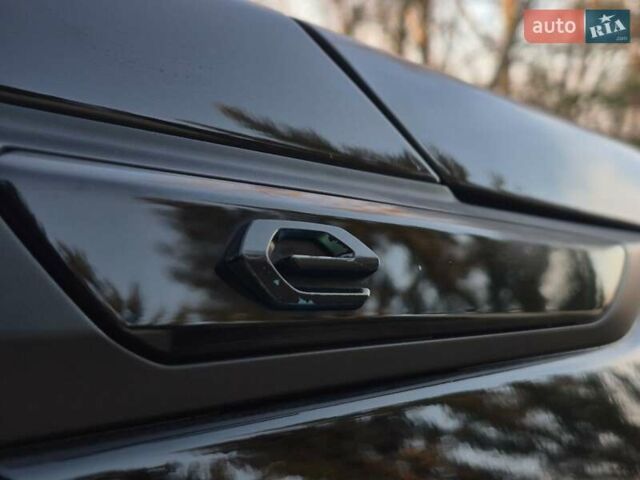 Чорний Пежо e-2008, об'ємом двигуна 0 л та пробігом 110 тис. км за 17431 $, фото 10 на Automoto.ua