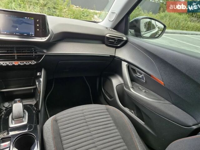 Черный Пежо e-2008, объемом двигателя 0 л и пробегом 169 тыс. км за 14700 $, фото 3 на Automoto.ua