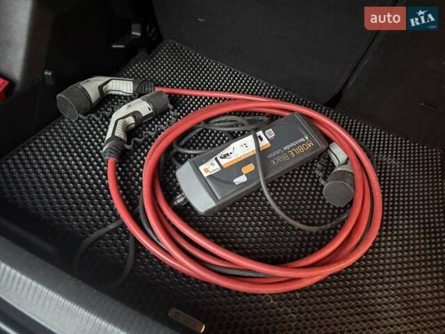 Черный Пежо e-2008, объемом двигателя 0 л и пробегом 55 тыс. км за 19800 $, фото 64 на Automoto.ua