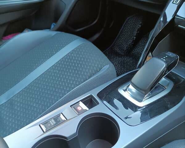 Черный Пежо e-2008, объемом двигателя 0 л и пробегом 138 тыс. км за 17200 $, фото 11 на Automoto.ua