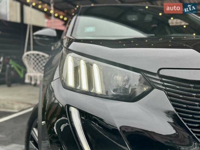 Чорний Пежо e-2008, об'ємом двигуна 0 л та пробігом 85 тис. км за 16150 $, фото 20 на Automoto.ua