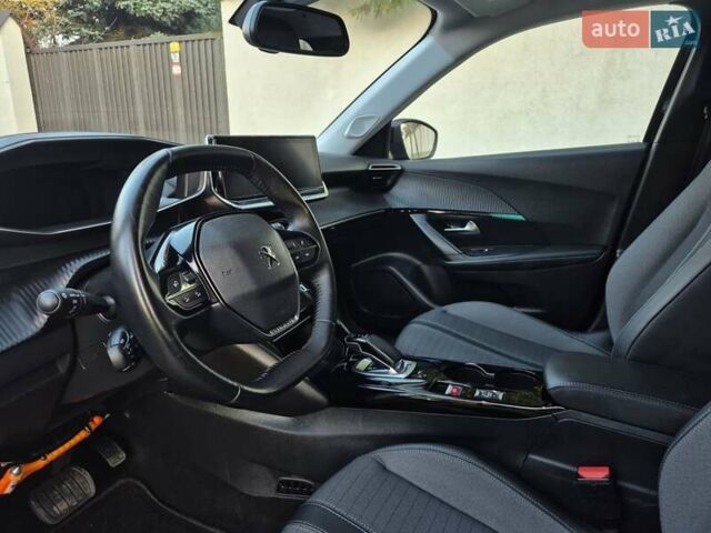 Чорний Пежо e-2008, об'ємом двигуна 0 л та пробігом 110 тис. км за 17431 $, фото 39 на Automoto.ua