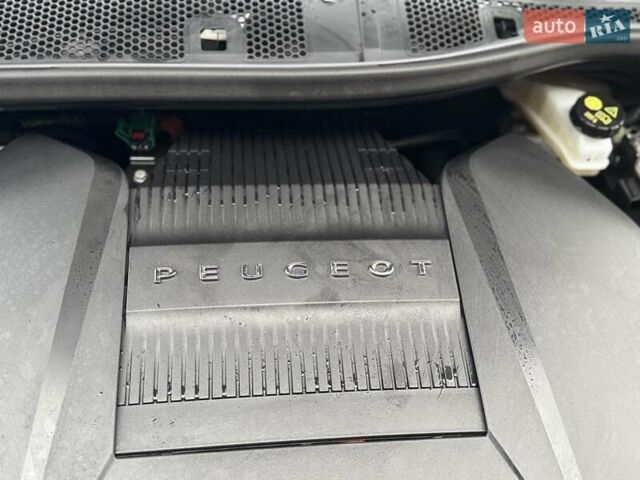 Чорний Пежо e-2008, об'ємом двигуна 0 л та пробігом 85 тис. км за 16150 $, фото 81 на Automoto.ua