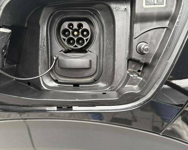 Черный Пежо e-2008, объемом двигателя 0 л и пробегом 55 тыс. км за 19800 $, фото 23 на Automoto.ua