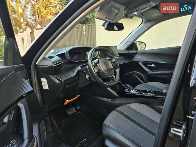 Чорний Пежо e-2008, об'ємом двигуна 0 л та пробігом 110 тис. км за 17431 $, фото 40 на Automoto.ua