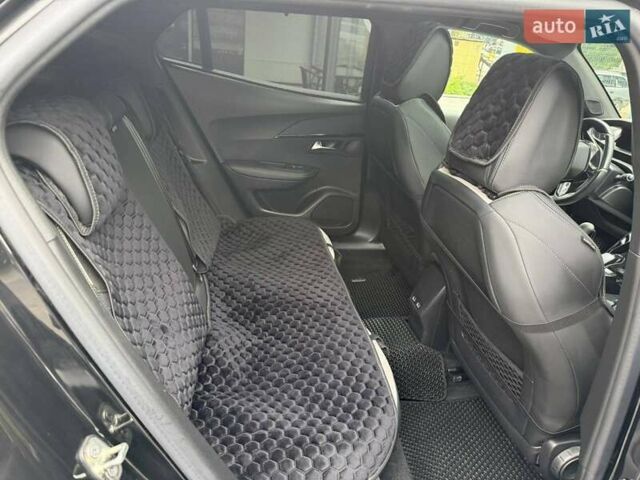 Черный Пежо e-2008, объемом двигателя 0 л и пробегом 55 тыс. км за 19800 $, фото 20 на Automoto.ua