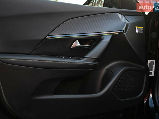 Черный Пежо e-2008, объемом двигателя 0 л и пробегом 41 тыс. км за 20970 $, фото 16 на Automoto.ua