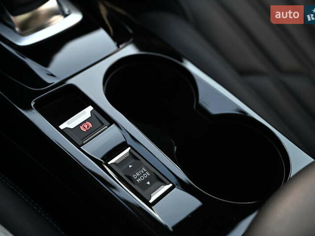 Черный Пежо e-2008, объемом двигателя 0 л и пробегом 41 тыс. км за 20970 $, фото 11 на Automoto.ua