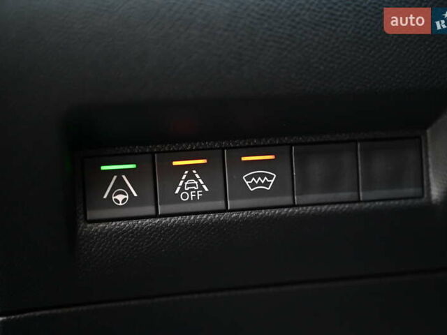 Черный Пежо e-2008, объемом двигателя 0 л и пробегом 41 тыс. км за 20970 $, фото 15 на Automoto.ua