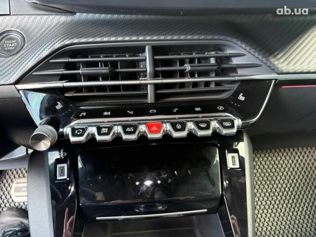 Чорний Пежо e-2008, об'ємом двигуна 0 л та пробігом 60 тис. км за 18390 $, фото 24 на Automoto.ua