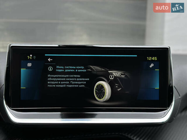 Красный Пежо e-2008, объемом двигателя 0 л и пробегом 79 тыс. км за 16900 $, фото 103 на Automoto.ua