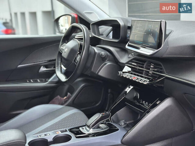 Красный Пежо e-2008, объемом двигателя 0 л и пробегом 79 тыс. км за 16900 $, фото 75 на Automoto.ua