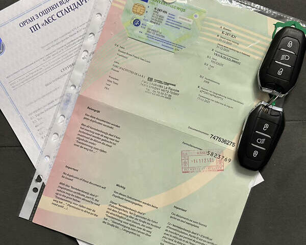 Красный Пежо e-2008, объемом двигателя 0 л и пробегом 79 тыс. км за 16900 $, фото 120 на Automoto.ua