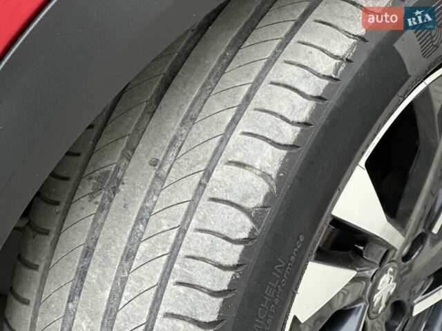 Красный Пежо e-2008, объемом двигателя 0 л и пробегом 79 тыс. км за 16900 $, фото 117 на Automoto.ua