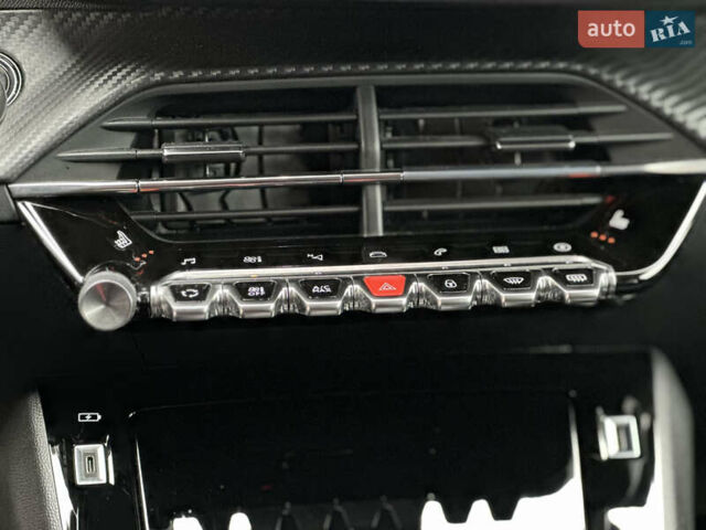 Красный Пежо e-2008, объемом двигателя 0 л и пробегом 79 тыс. км за 16900 $, фото 61 на Automoto.ua