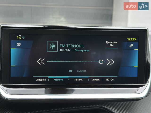 Красный Пежо e-2008, объемом двигателя 0 л и пробегом 79 тыс. км за 16900 $, фото 82 на Automoto.ua