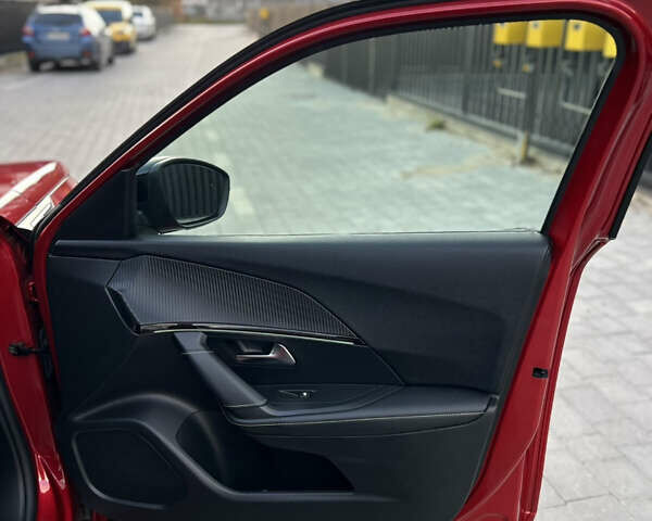 Красный Пежо e-2008, объемом двигателя 0 л и пробегом 40 тыс. км за 17399 $, фото 35 на Automoto.ua