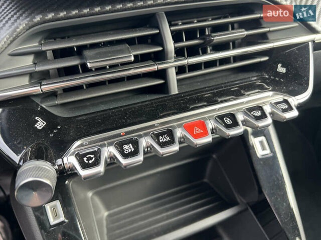 Красный Пежо e-2008, объемом двигателя 0 л и пробегом 92 тыс. км за 17800 $, фото 18 на Automoto.ua