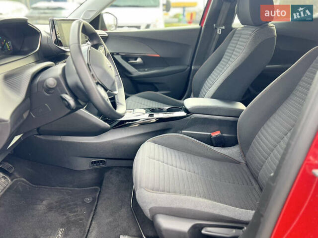 Красный Пежо e-2008, объемом двигателя 0 л и пробегом 92 тыс. км за 17800 $, фото 12 на Automoto.ua