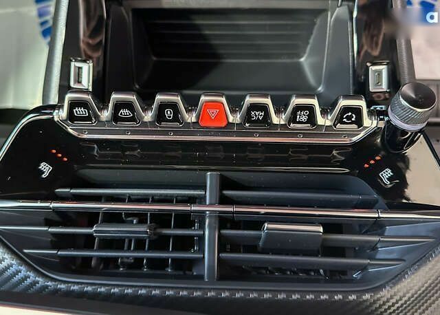 Пежо e-2008, объемом двигателя 0 л и пробегом 40 тыс. км за 15950 $, фото 23 на Automoto.ua