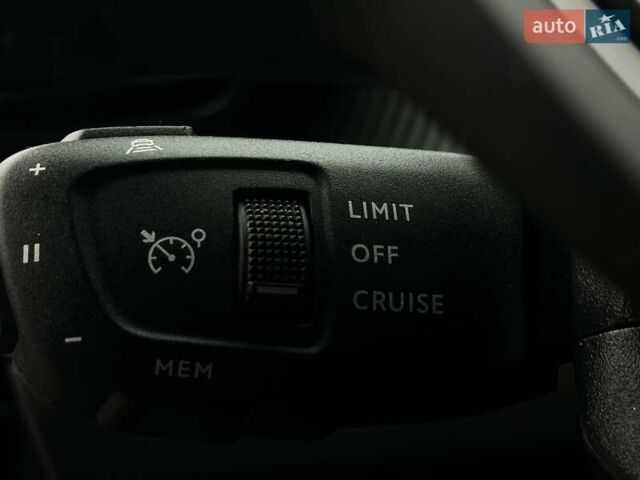 Пежо e-2008, об'ємом двигуна 0 л та пробігом 135 тис. км за 17515 $, фото 25 на Automoto.ua