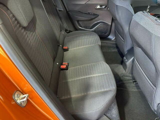 Пежо e-2008, объемом двигателя 0 л и пробегом 40 тыс. км за 15950 $, фото 10 на Automoto.ua