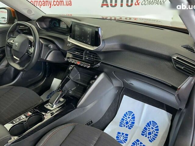 Пежо e-2008, объемом двигателя 0 л и пробегом 40 тыс. км за 15950 $, фото 9 на Automoto.ua