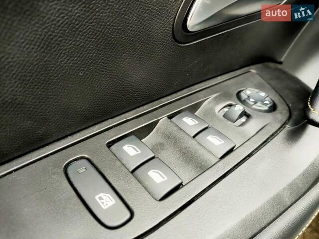 Пежо e-2008, объемом двигателя 0 л и пробегом 18 тыс. км за 18900 $, фото 20 на Automoto.ua