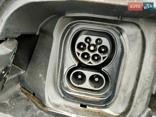 Пежо e-2008, объемом двигателя 0 л и пробегом 18 тыс. км за 18900 $, фото 31 на Automoto.ua