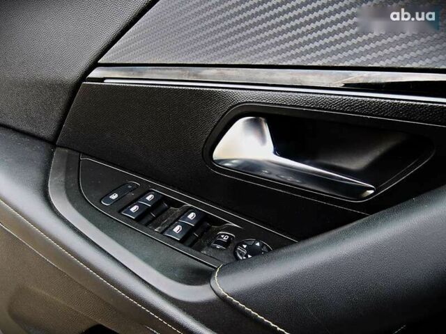 Пежо e-2008, объемом двигателя 0 л и пробегом 47 тыс. км за 17800 $, фото 7 на Automoto.ua